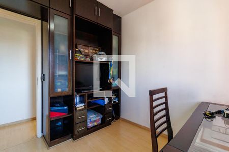 Apartamento para alugar com 77m², 3 quartos e 2 vagasQuarto 2
