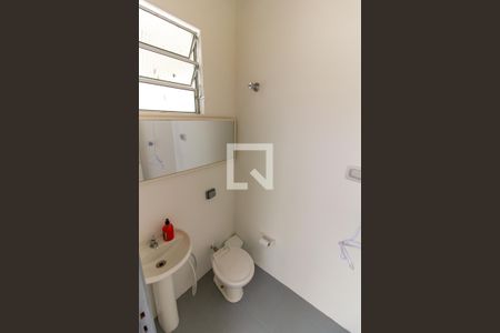 Casa para alugar com 275m², 3 quartos e 1 vagaBanheiro de serviço