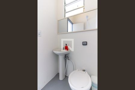 Casa para alugar com 275m², 3 quartos e 1 vagaBanheiro de serviço