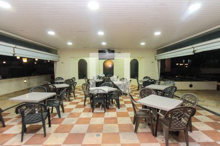 Apartamento à venda com 142m², 3 quartos e 3 vagasÁrea comum - Salão de festas