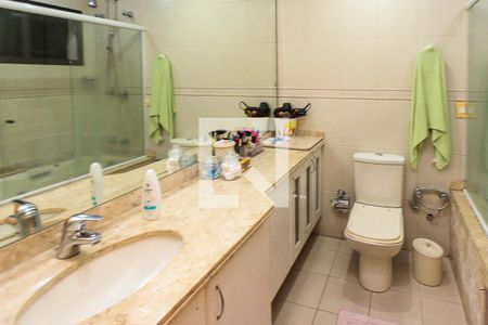 Apartamento à venda com 142m², 3 quartos e 3 vagasBanheiro da Suite 03