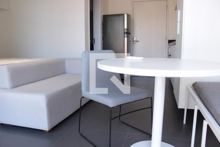 Studio à venda com 28m², 1 quarto e sem vagaSala