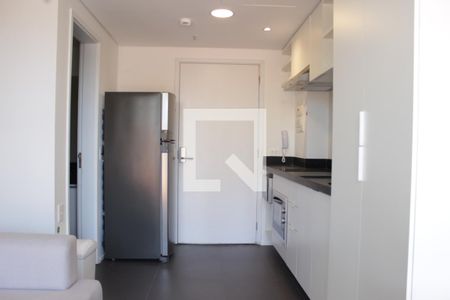 Cozinha de kitnet/studio à venda com 1 quarto, 28m² em Jardim das Bandeiras, São Paulo