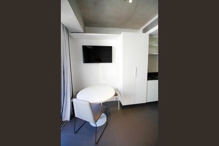 Suíte de kitnet/studio à venda com 1 quarto, 28m² em Jardim das Bandeiras, São Paulo