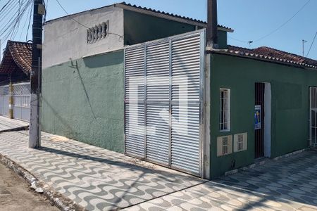 Casa para alugar com 75m², 1 quarto e 1 vaga Casa para alugar com 75m², 1 quarto e 1 vagaFachada