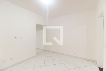 Sala de casa para alugar com 1 quarto, 70m² em Vila Carmosina, São Paulo
