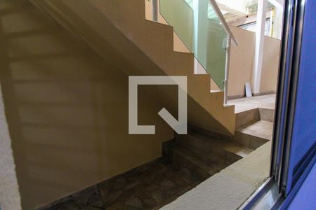 Vista do Quarto  de casa para alugar com 1 quarto, 70m² em Vila Carmosina, São Paulo