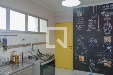 Apartamento à venda com 98m², 2 quartos e 2 vagasCozinha