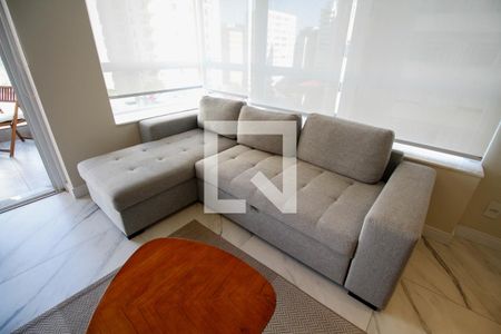 Sala de apartamento para alugar com 1 quarto, 60m² em Jardins, São Paulo
