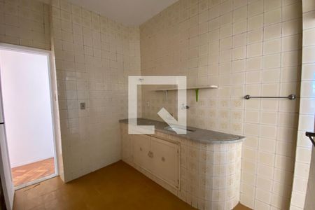 Apartamento à venda com 75m², 2 quartos e sem vagaCozinha
