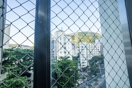 Apartamento à venda com 100m², 3 quartos e sem vagaEscritório vista janela