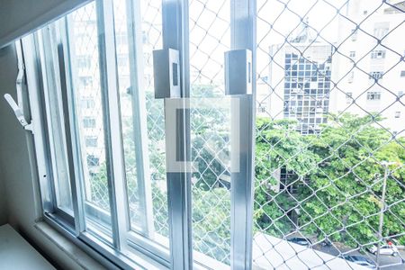 Apartamento à venda com 100m², 3 quartos e sem vagaQuarto 1 Suite - Janela com vidro duplo anti barulho