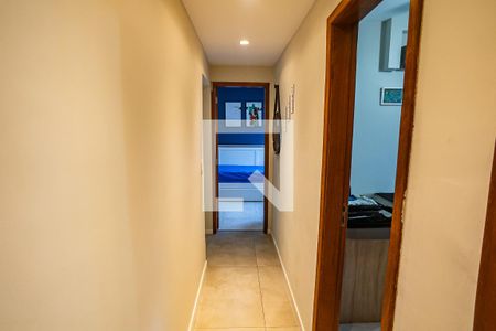 Apartamento à venda com 100m², 3 quartos e sem vagaCorredor
