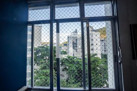 Apartamento à venda com 100m², 3 quartos e sem vagaQuarto 3 vista da janela