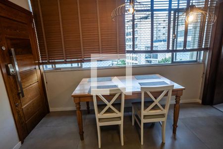 Sala de apartamento para alugar com 3 quartos, 100m² em Humaitá, Rio de Janeiro