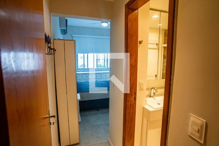 Apartamento à venda com 100m², 3 quartos e sem vagaCorredor