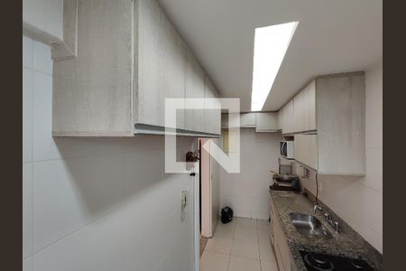 Apartamento à venda com 88m², 2 quartos e 1 vagaCozinha