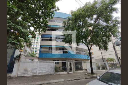 Apartamento à venda com 88m², 2 quartos e 1 vagaFachada e portaria