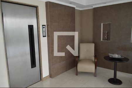 Apartamento para alugar com 93m², 3 quartos e 2 vagasHall