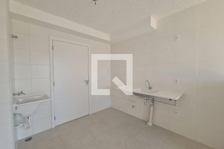 Apartamento para alugar com 35m², 2 quartos e sem vaga Apartamento para alugar com 35m², 2 quartos e sem vagaCozinha e Área de Serviço
