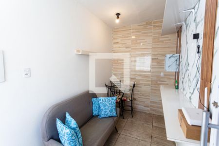Sala de casa de condomínio para alugar com 2 quartos, 35m² em Nova Vista, Belo Horizonte