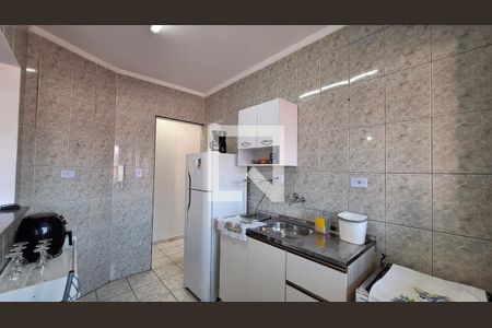 Cozinha de apartamento para alugar com 1 quarto, 50m² em Cidade Ocian, Praia Grande