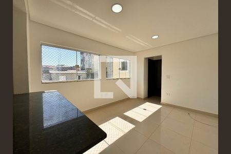 Sala de apartamento para alugar com 2 quartos, 94m² em Vila Camilopolis, Santo André