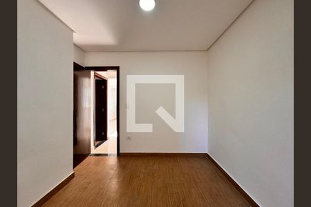 Suite de apartamento para alugar com 2 quartos, 96m² em Vila Camilopolis, Santo André