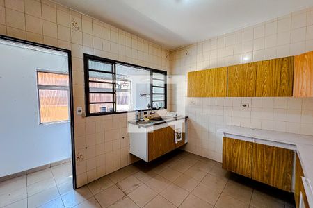 Casa para alugar com 80m², 2 quartos e 1 vagaCozinha (Casa 2)