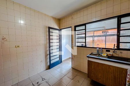 Casa para alugar com 80m², 2 quartos e 1 vagaCozinha (Casa 2)