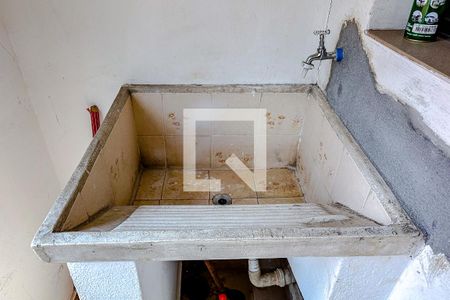 Casa para alugar com 80m², 2 quartos e 1 vagaÁrea de Serviço (Casa 2)