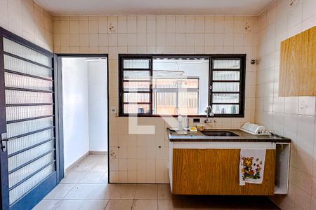 Casa para alugar com 80m², 2 quartos e 1 vagaCozinha (Casa 2)