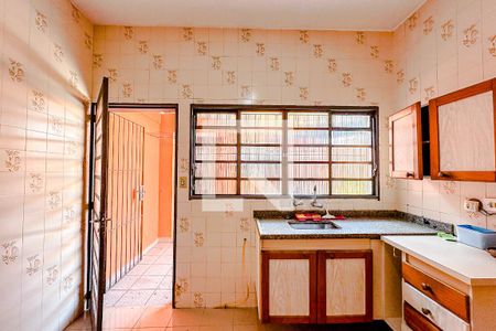 Casa para alugar com 80m², 2 quartos e 1 vagaCozinha