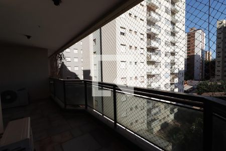 Sacada de apartamento para alugar com 3 quartos, 141m² em Centro, Ribeirão Preto