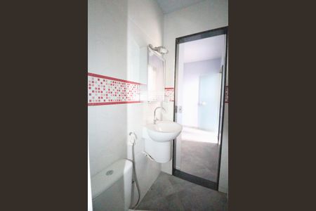 Banheiro de casa para alugar com 1 quarto, 70m² em Porto Velho, São Gonçalo