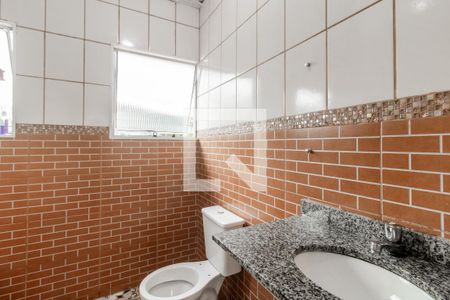 Banheiro  de casa de condomínio para alugar com 2 quartos, 120m² em Jardim Matarazzo, São Paulo