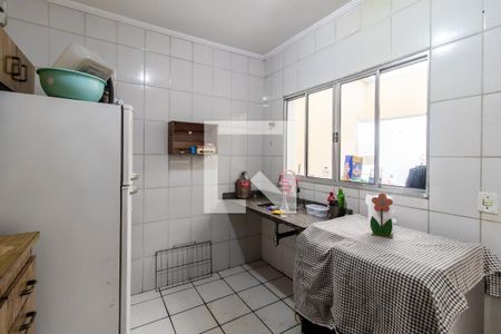 Casa de condomínio para alugar com 120m², 2 quartos e 2 vagas Casa de condomínio para alugar com 120m², 2 quartos e 2 vagasCozinha