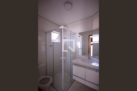 Banheiro  de apartamento para alugar com 1 quarto, 33m² em Vila Natalia, São Paulo