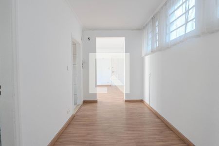 Corredor de apartamento para alugar com 2 quartos, 70m² em Bela Vista, São Paulo