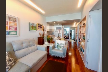 Sala de apartamento à venda com 2 quartos, 67m² em Ipanema, Rio de Janeiro