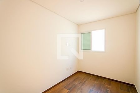 Quarto 2 de apartamento para alugar com 2 quartos, 46m² em Jardim Bela Vista, Santo André