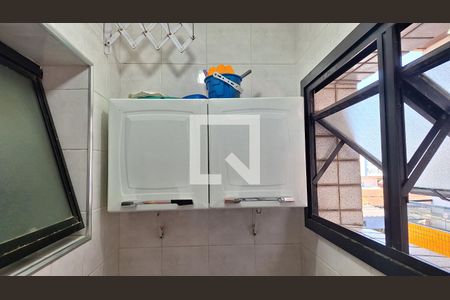 Apartamento para alugar com 61m², 2 quartos e 1 vagaBanheiro