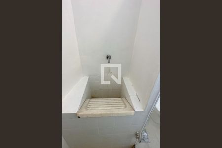 Apartamento para alugar com 70m², 1 quarto e sem vagaBanheiro