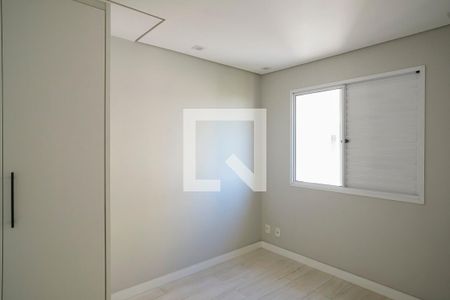 Apartamento para alugar com 67m², 2 quartos e 1 vagaQuarto