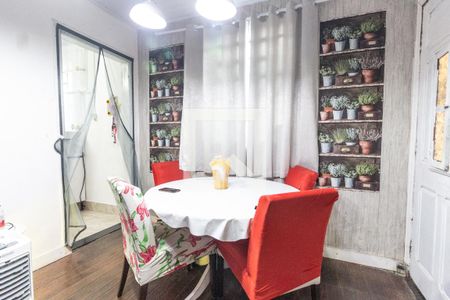 Sala de casa à venda com 2 quartos, 184m² em Parada Inglesa, São Paulo
