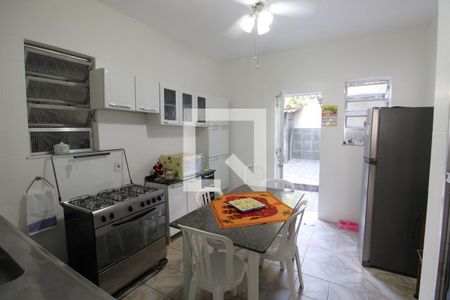 Cozinha de casa para alugar com 3 quartos, 112m² em Vista Alegre, Rio de Janeiro