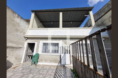 Área Externa de casa para alugar com 3 quartos, 112m² em Vista Alegre, Rio de Janeiro