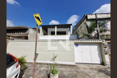 Fachada de casa para alugar com 3 quartos, 112m² em Vista Alegre, Rio de Janeiro