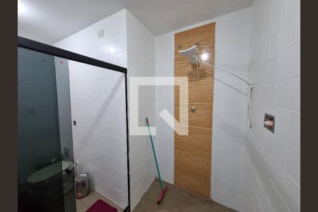 Banheiro de casa para alugar com 3 quartos, 112m² em Vista Alegre, Rio de Janeiro