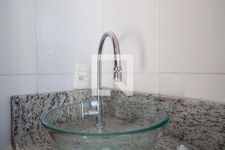 Apartamento à venda com 64m², 2 quartos e 1 vagaBanheiro do Quarto 1 - Suíte